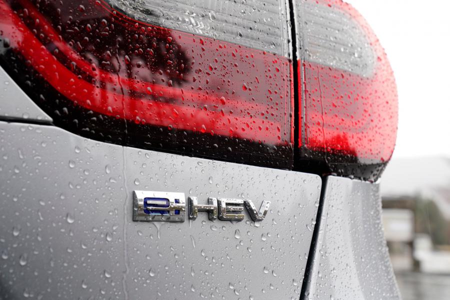 Логотип Honda Fit e:HEV Ness 2020 года  (JP) (фото 14 из 18)